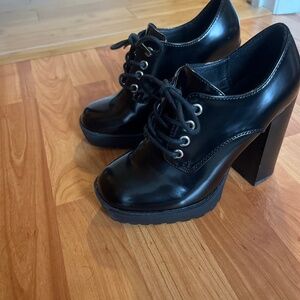 Chunky heels